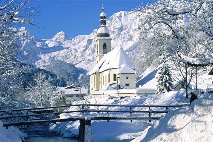 Tapety - Ramsau Parish Church, Reiteralpe Mountains, Berchtesgaden, Germany.jpg