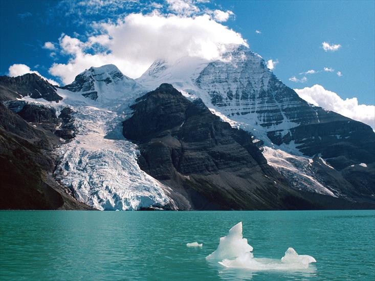 Natura - Mount Robson and Berg Lake, Canadian Rockies.jpg